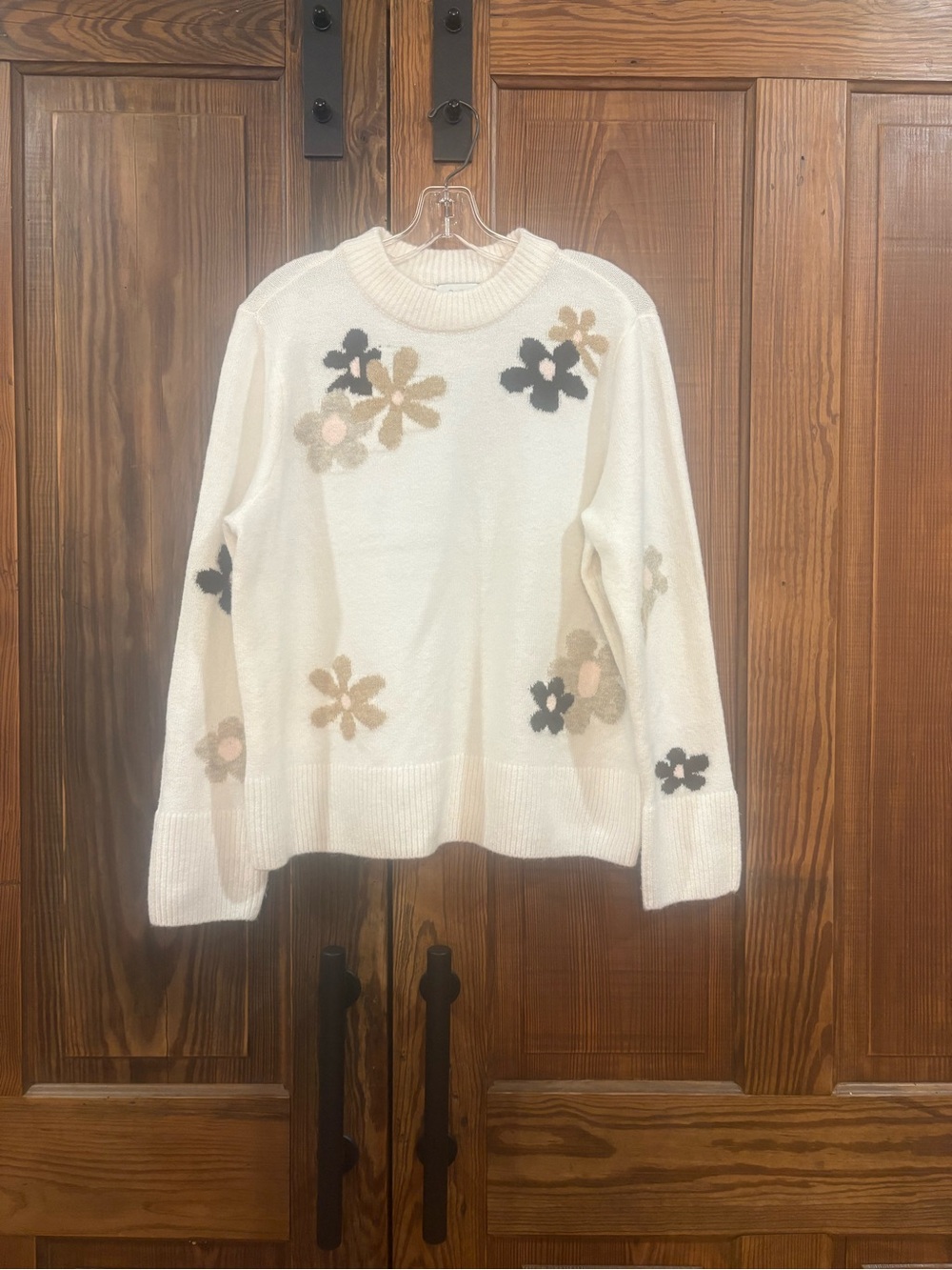 Women's Cream Floral Crewneck Sweater by CeCe